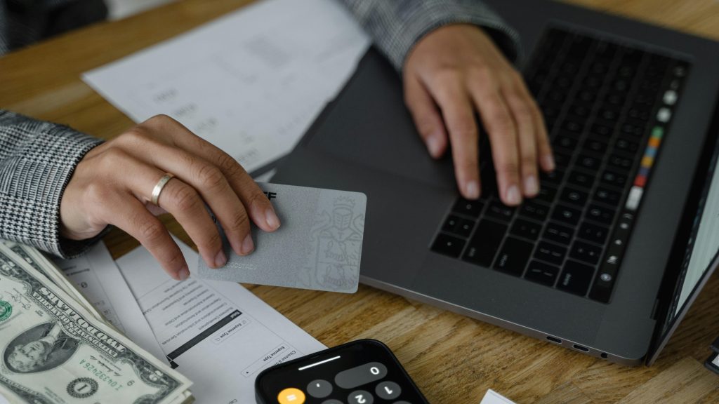 Essential Tips for Maximizing Your Credit Card Rewards