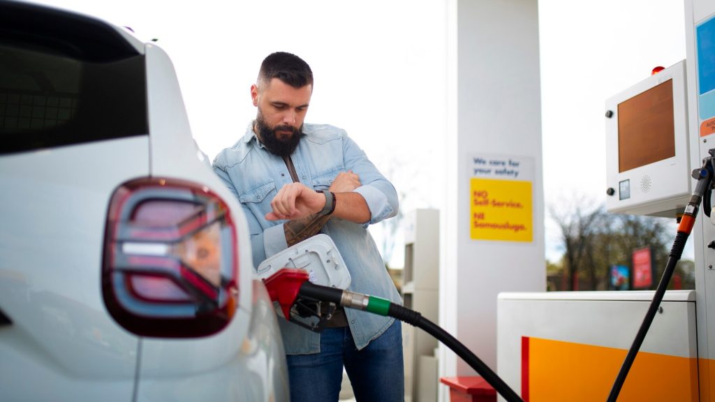 Why Are Gas Prices Rising? A Comprehensive Look at the Factors