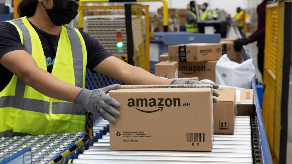 Find a Job at Amazon: Roles, Benefits, and How to Apply Online
